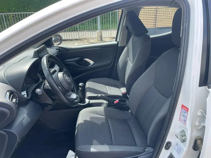 Toyota Yaris usata a Piacenza (16)