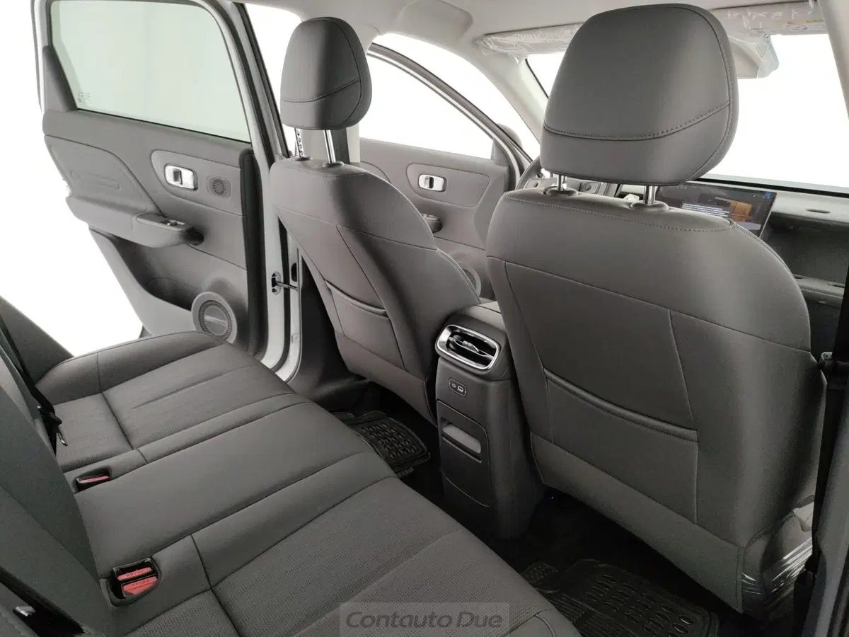 Leapmotor B10 nuova a Caserta (15)