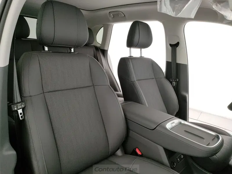 Leapmotor B10 nuova a Caserta (16)