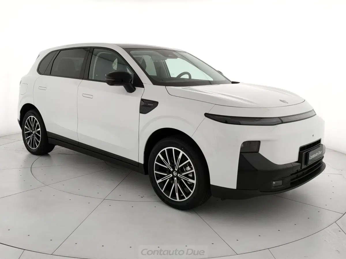 Leapmotor B10 nuova a Caserta (3)