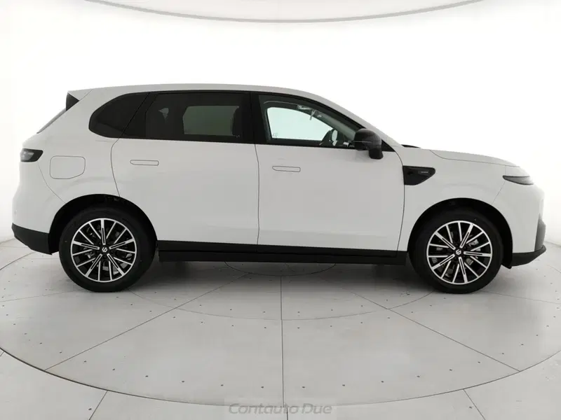 Leapmotor B10 nuova a Caserta (4)