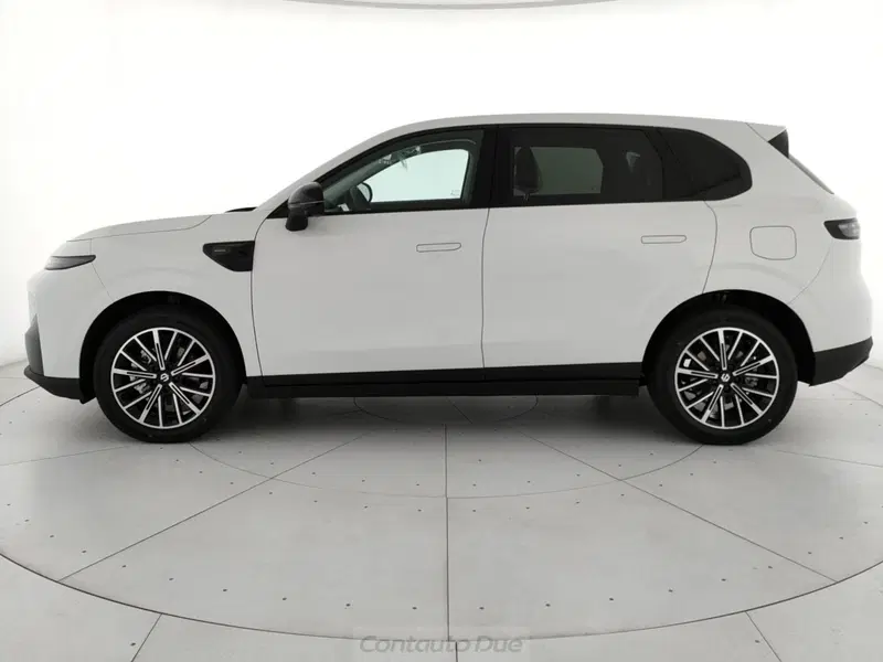 Leapmotor B10 nuova a Caserta (7)