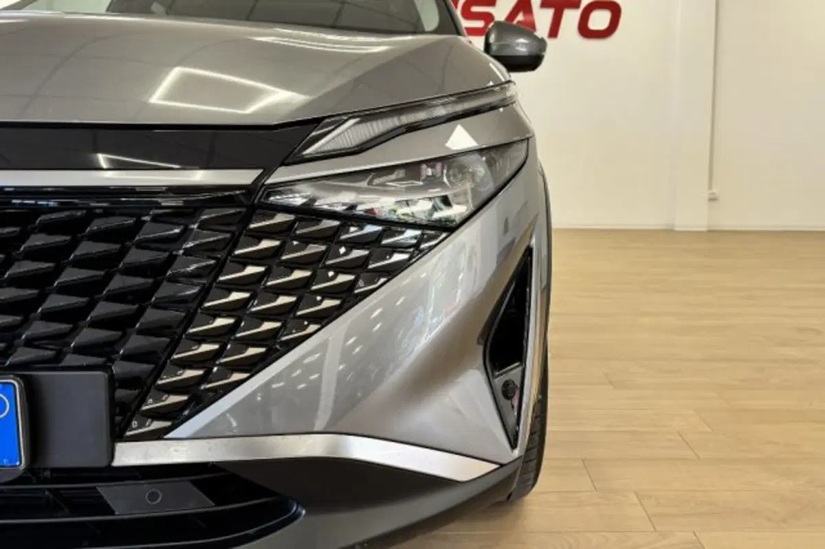 Nissan Qashqai usata a Latina (12)