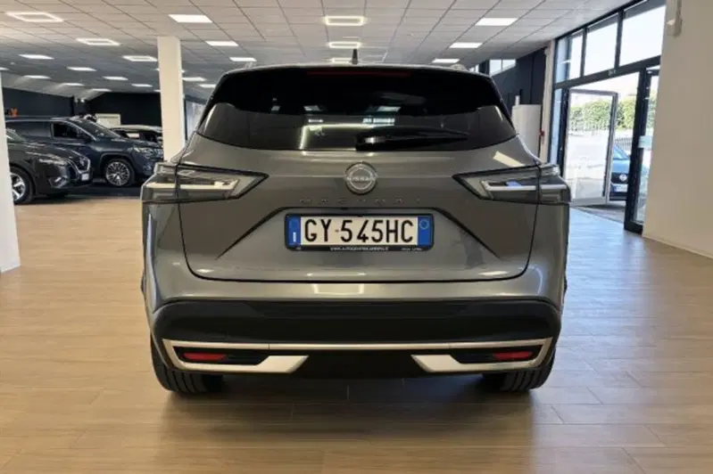 Nissan Qashqai usata a Latina (6)