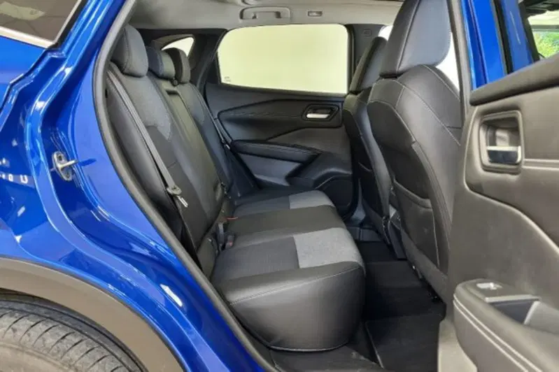 Nissan Qashqai usata a Latina (10)