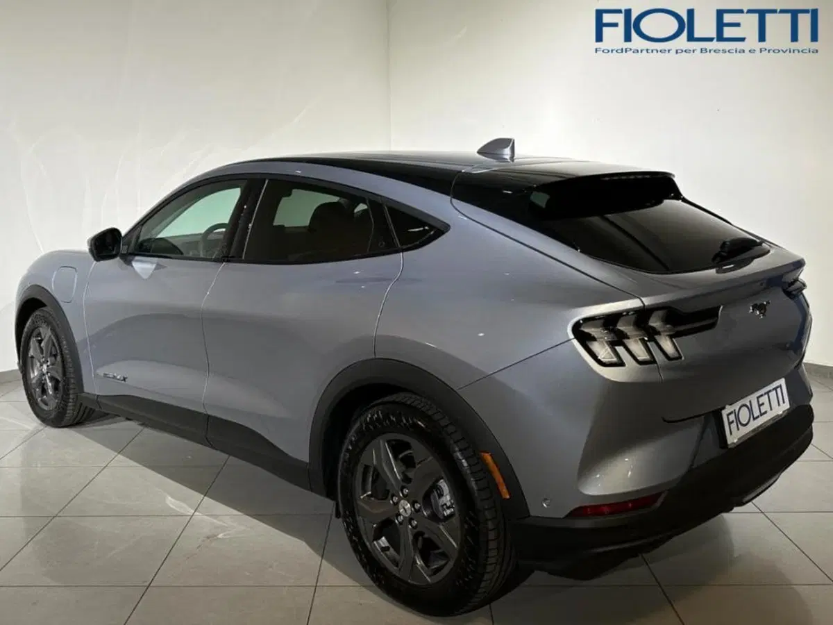 Ford Mustang Mach-E nuova a Brescia (2)