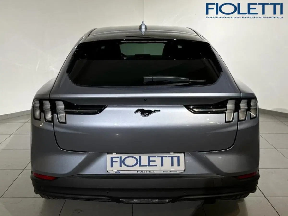 Ford Mustang Mach-E nuova a Brescia (5)