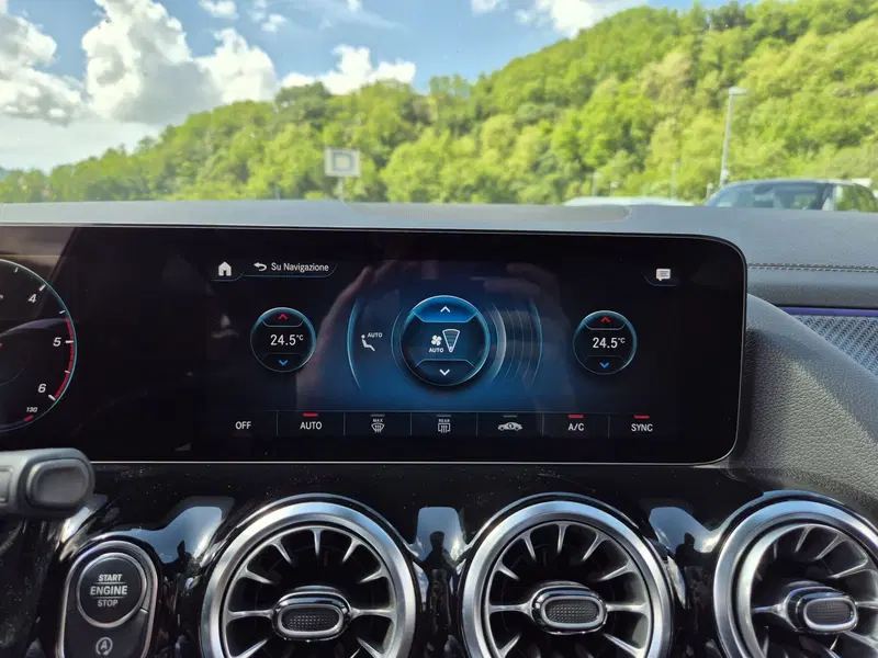Mercedes-Benz GLA SUV usata  (19)