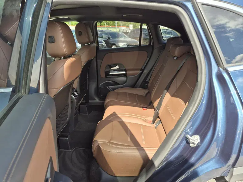 Mercedes-Benz GLA SUV usata  (7)