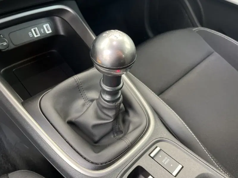 Jeep Avenger usata a Torino (13)