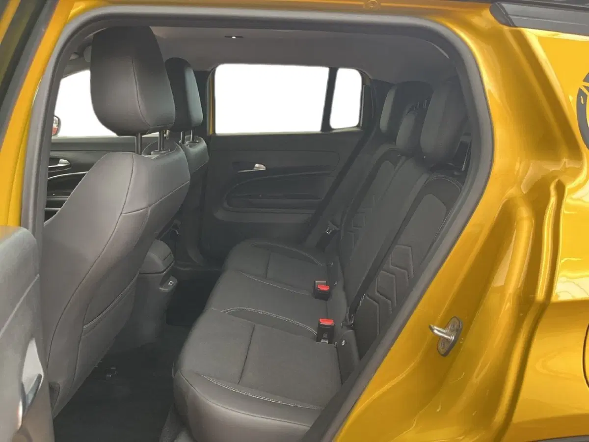 Jeep Avenger usata a Torino (9)
