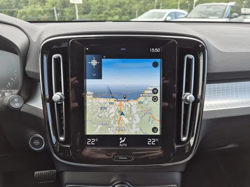 Volvo XC40 usata  (11)