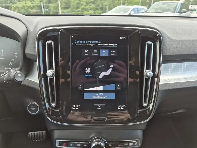 Volvo XC40 usata  (17)