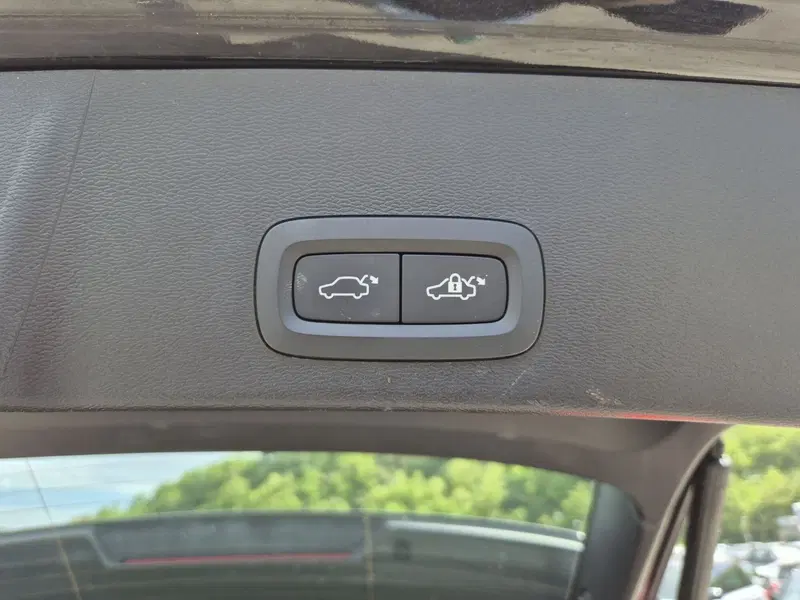 Volvo XC40 usata  (18)