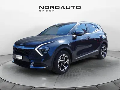 Kia Sportage 1.6 crdi mhev Business dct del 2024 usata a Sedico