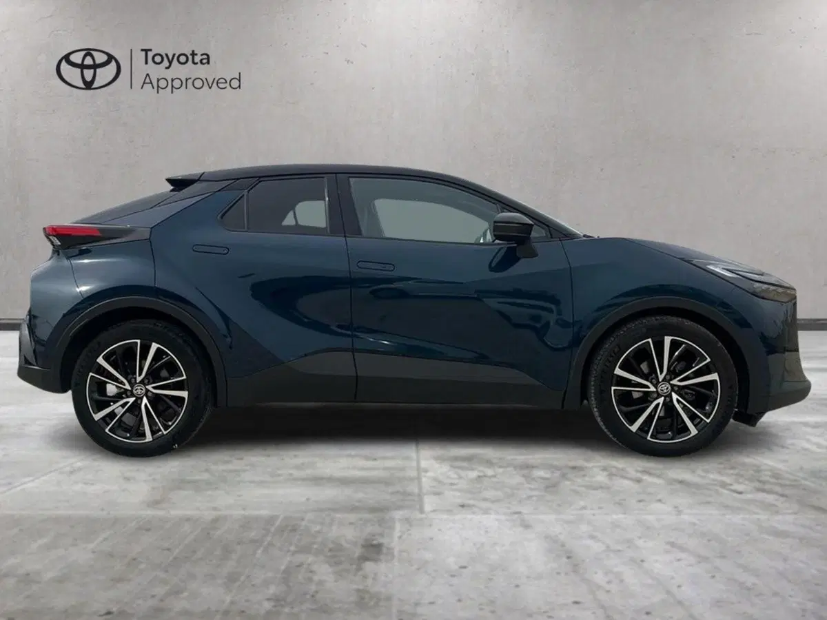 Toyota Toyota C-HR usata a Catania (4)