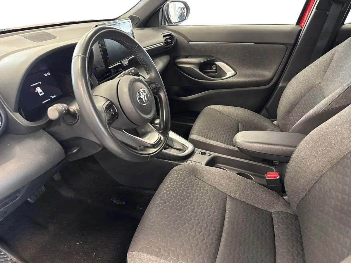 Toyota Yaris Cross usata a Prato (11)