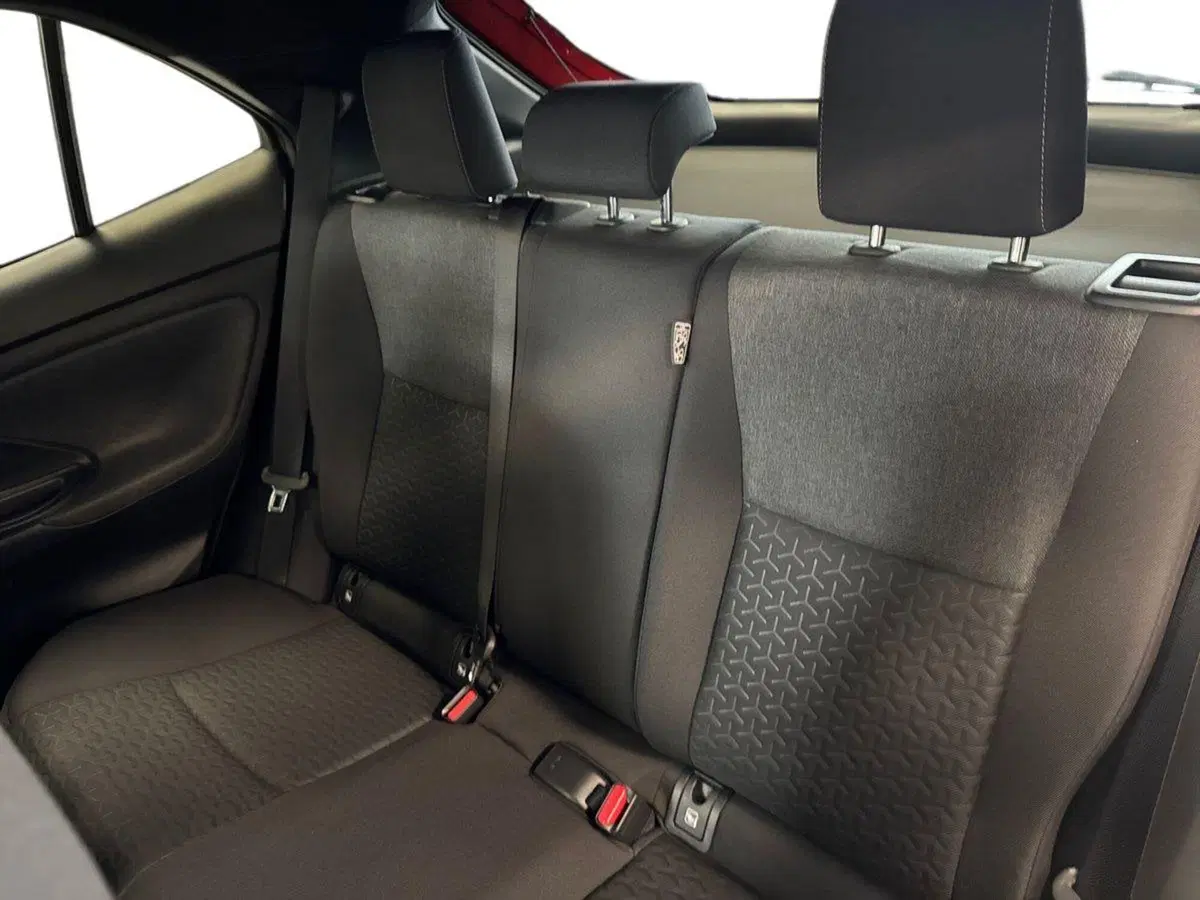 Toyota Yaris Cross usata a Prato (20)