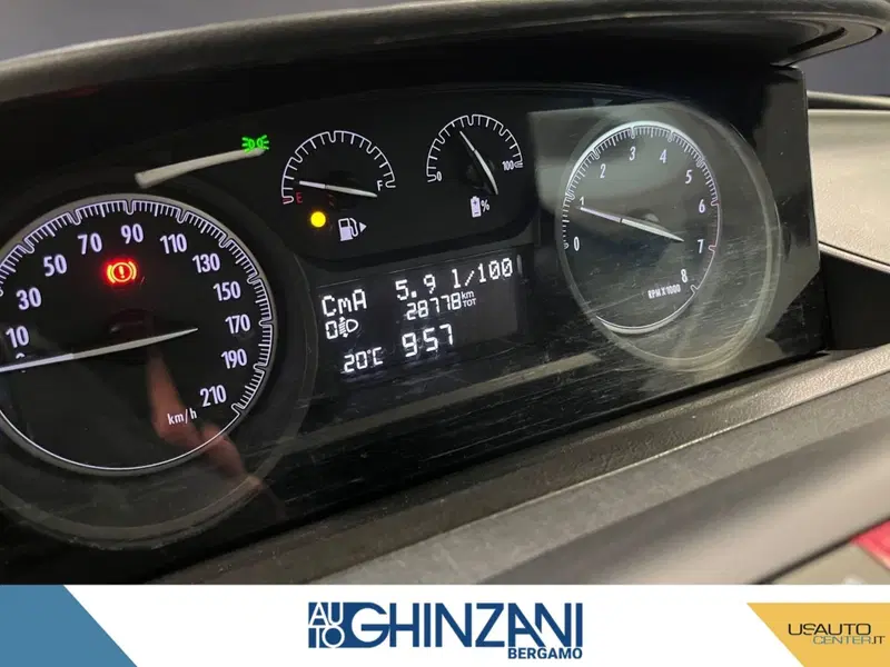 Lancia Ypsilon usata a Bergamo (12)