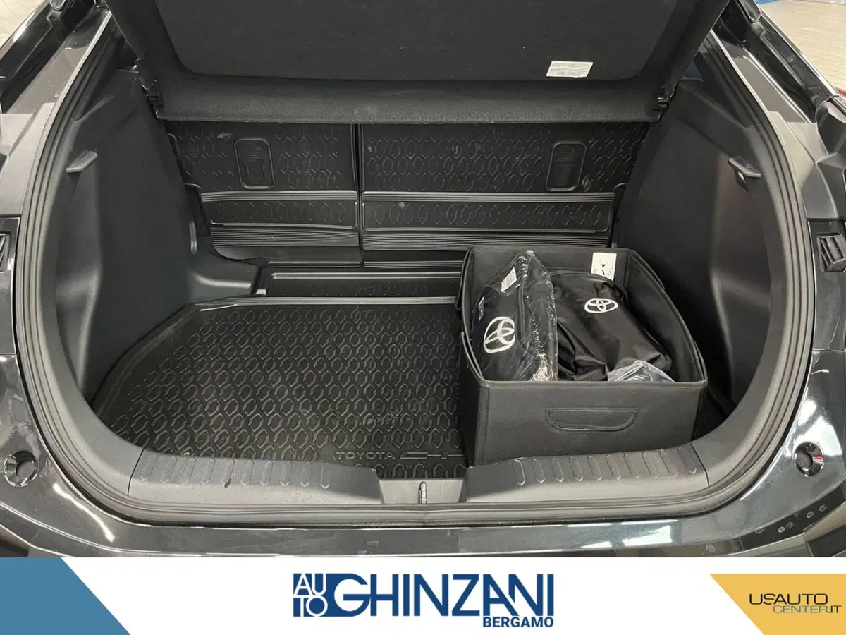 Toyota Toyota C-HR usata a Bergamo (13)