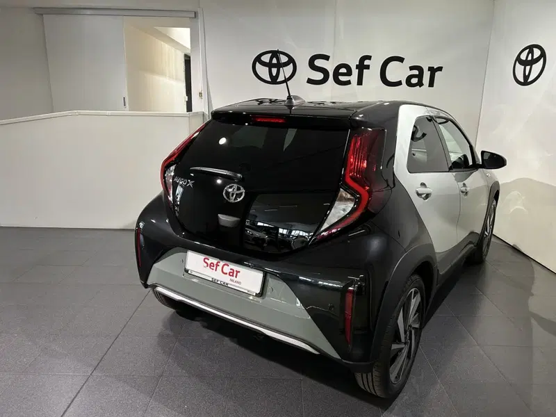 Toyota Aygo X usata a Milano (3)