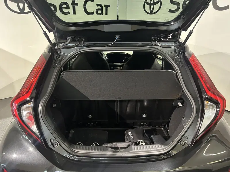 Toyota Aygo X usata a Milano (5)