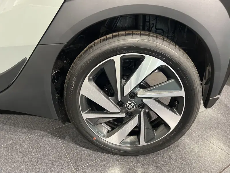 Toyota Aygo X usata a Milano (7)
