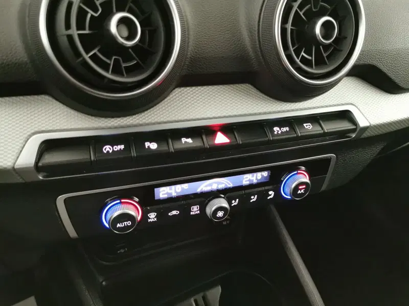 Audi Q2 usata a Chieti (16)
