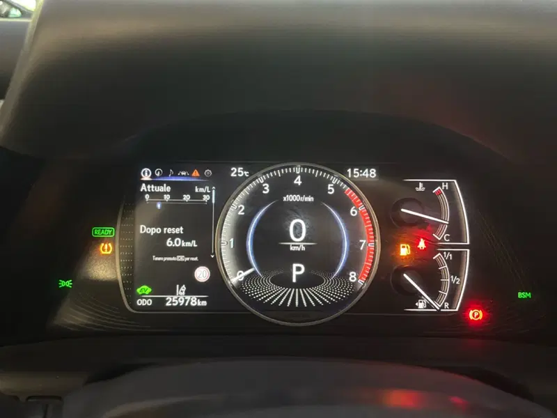 Lexus ES usata a Bologna (14)