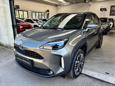 Toyota Yaris Cross 1.5 Hybrid 5p. E-CVT Lounge del 2023 usata a Modena