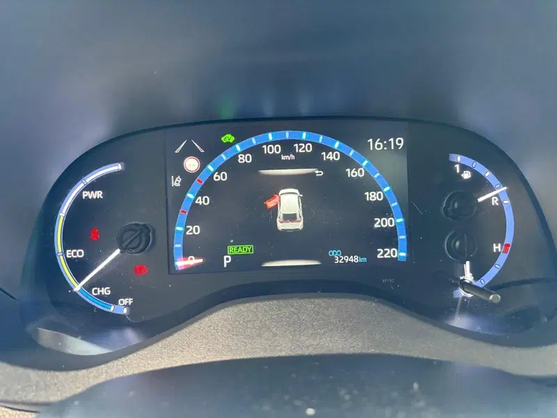 Toyota Yaris Cross usata a Modena (9)