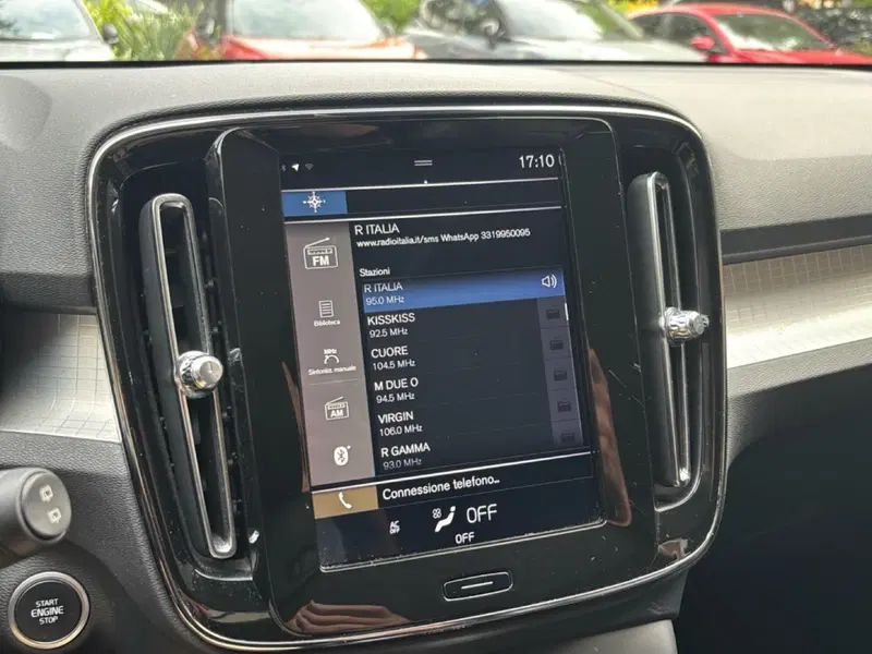 Volvo XC40 usata a Bologna (12)