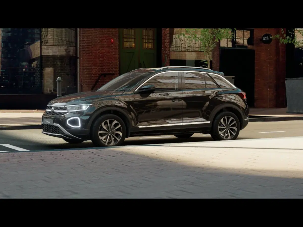 Volkswagen T-Roc nuova a Livorno (2)
