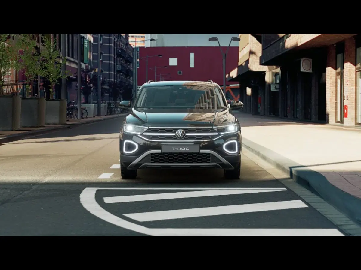 Volkswagen T-Roc nuova a Livorno (5)