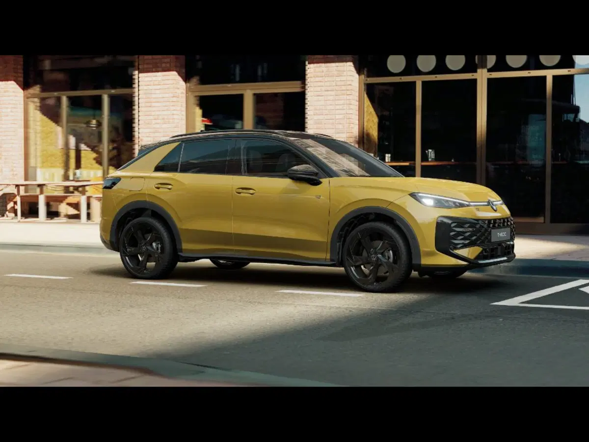 Volkswagen T-Roc nuova a Livorno (3)