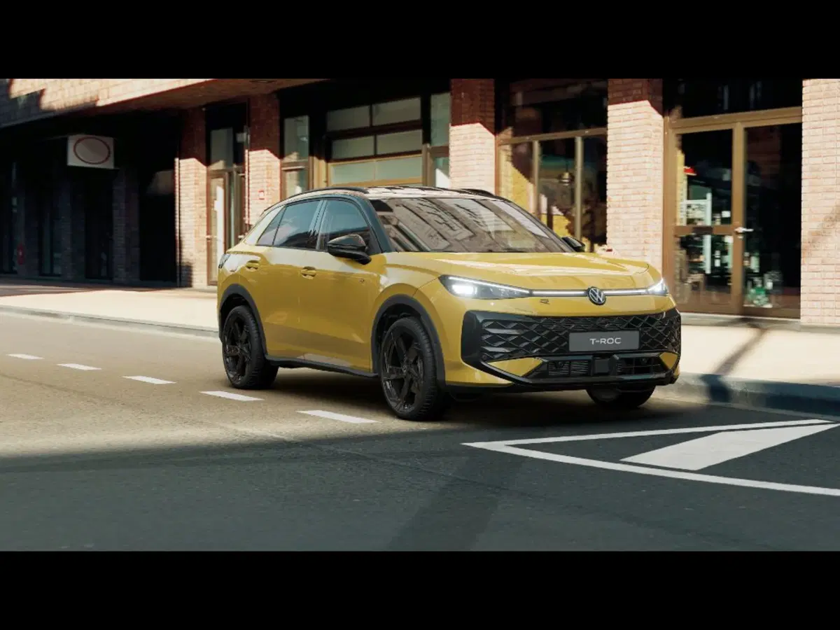 Volkswagen T-Roc nuova a Livorno (4)