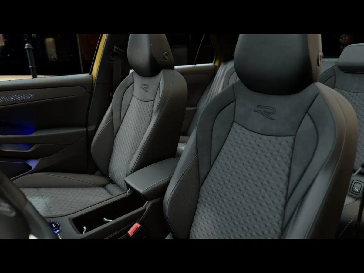 Volkswagen T-Roc nuova a Livorno (8)