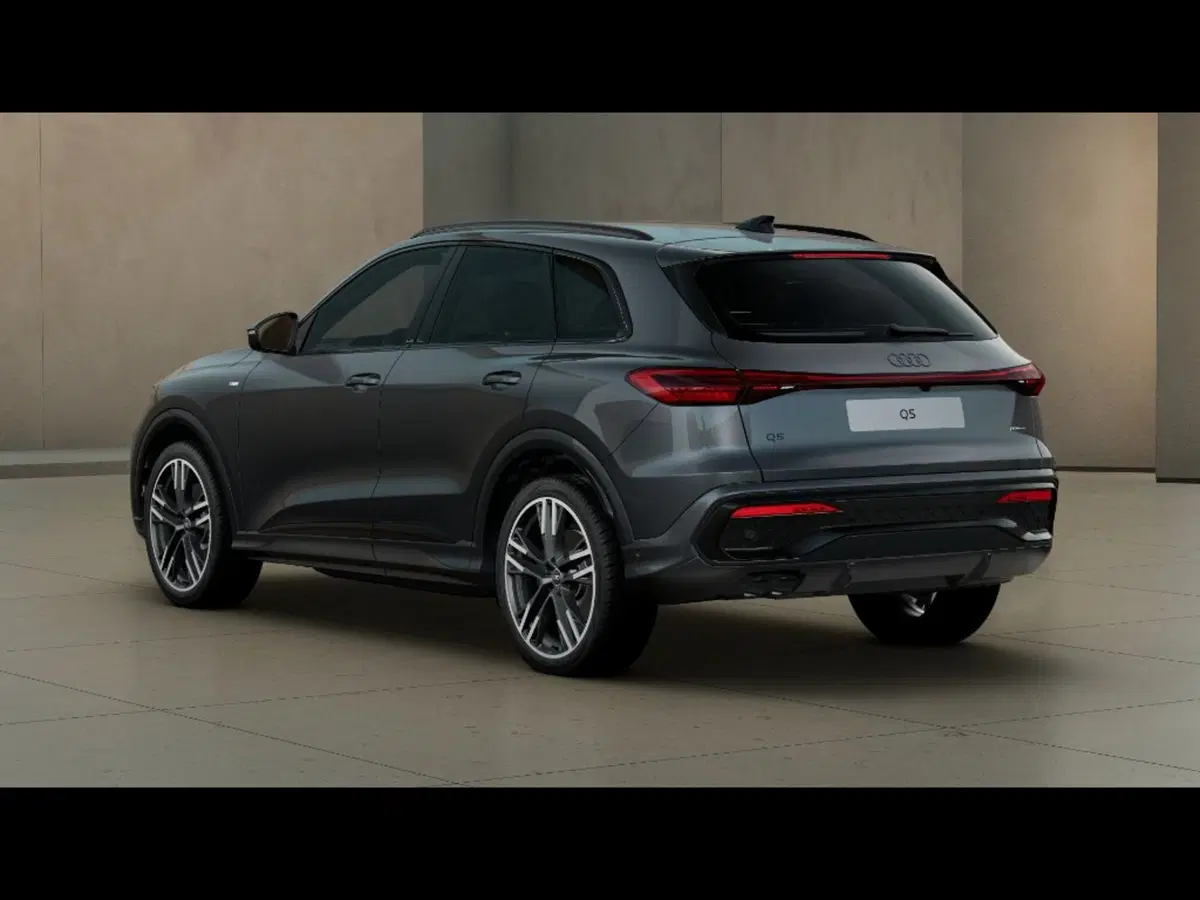 Audi Q5 nuova a Pisa (3)