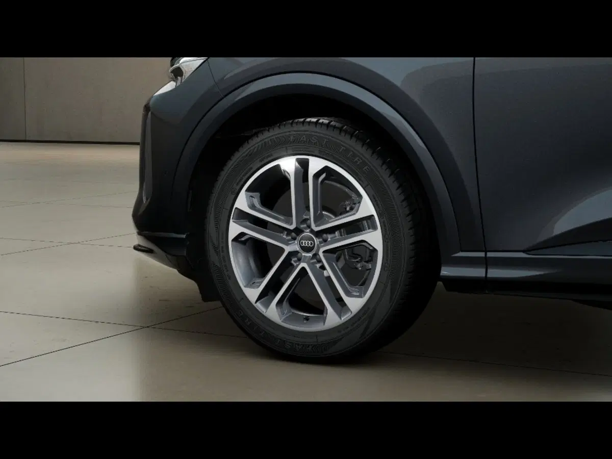 Audi Q5 nuova a Pisa (6)