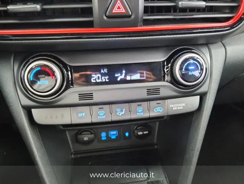 Hyundai Kona usata a Como (19)