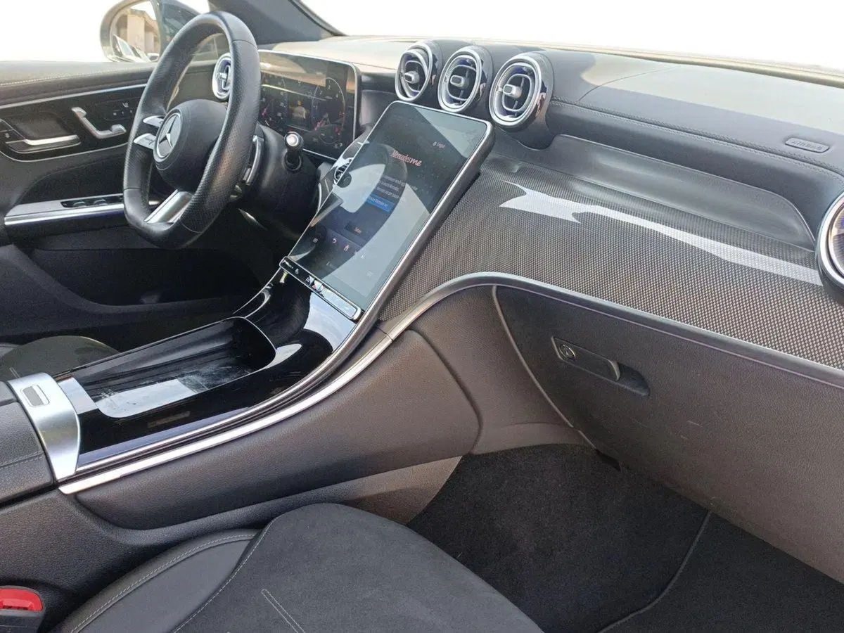 Mercedes-Benz GLC Coupé usata a Bari (15)