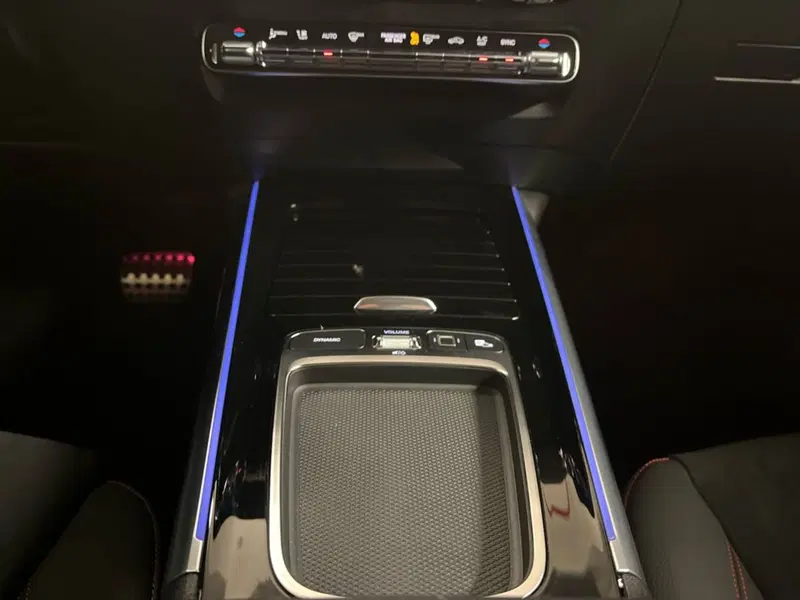 Mercedes-Benz GLA SUV usata a Milano (14)