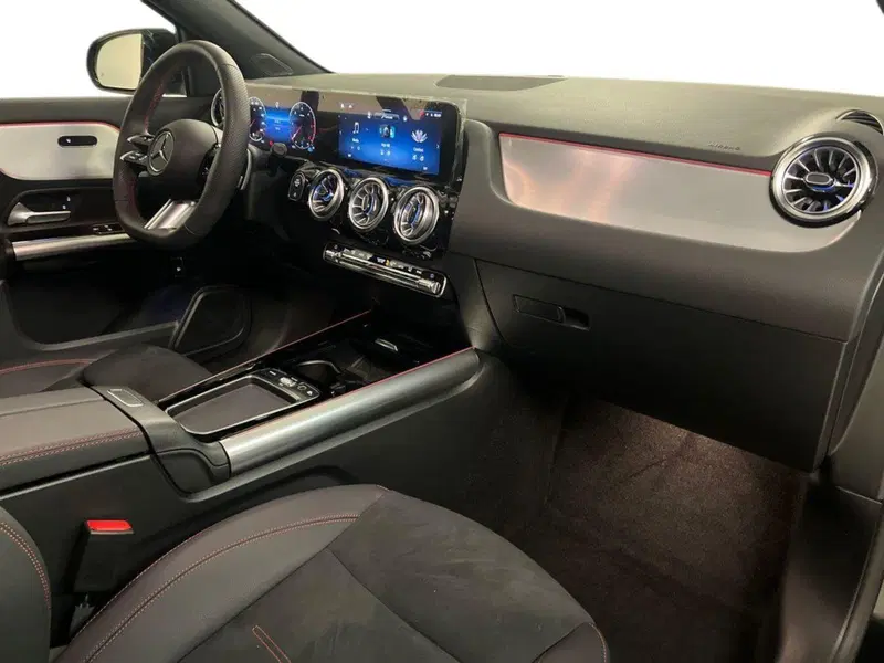 Mercedes-Benz GLA SUV usata a Milano (15)