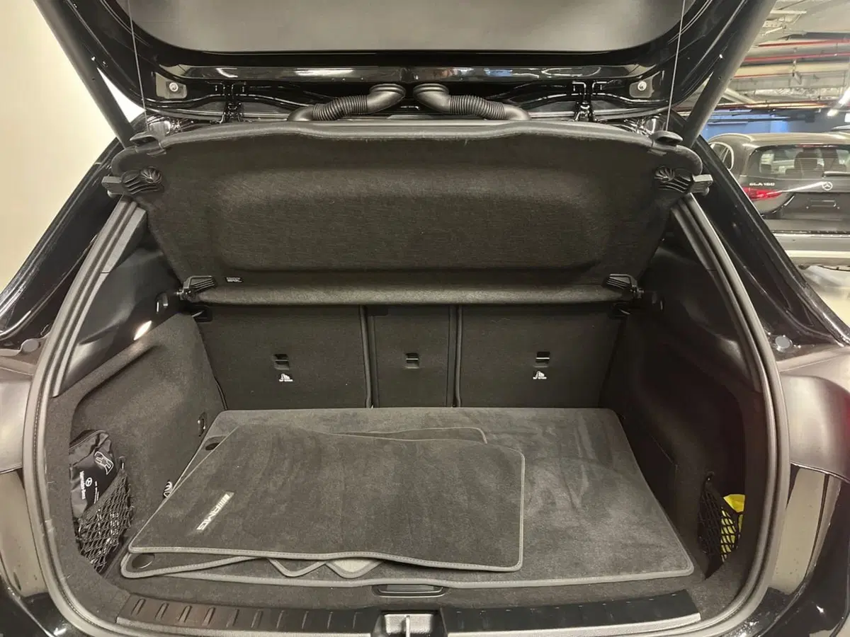 Mercedes-Benz GLA SUV usata a Milano (8)