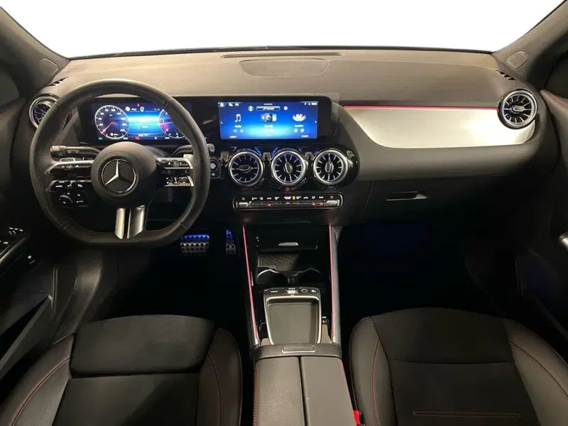 Mercedes-Benz GLA SUV usata a Milano (9)