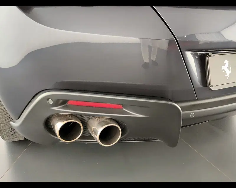 Ferrari Roma Spider usata a Verona (15)
