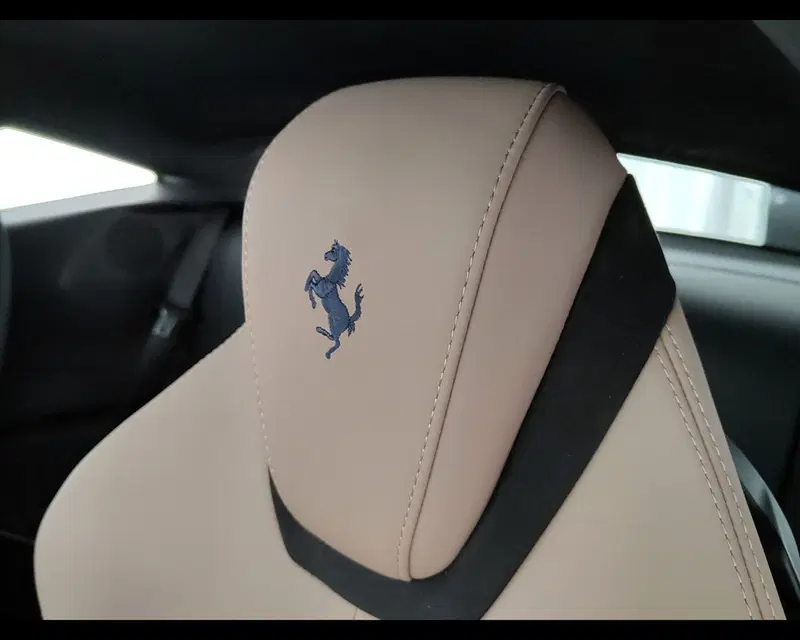 Ferrari Roma Spider usata a Verona (18)