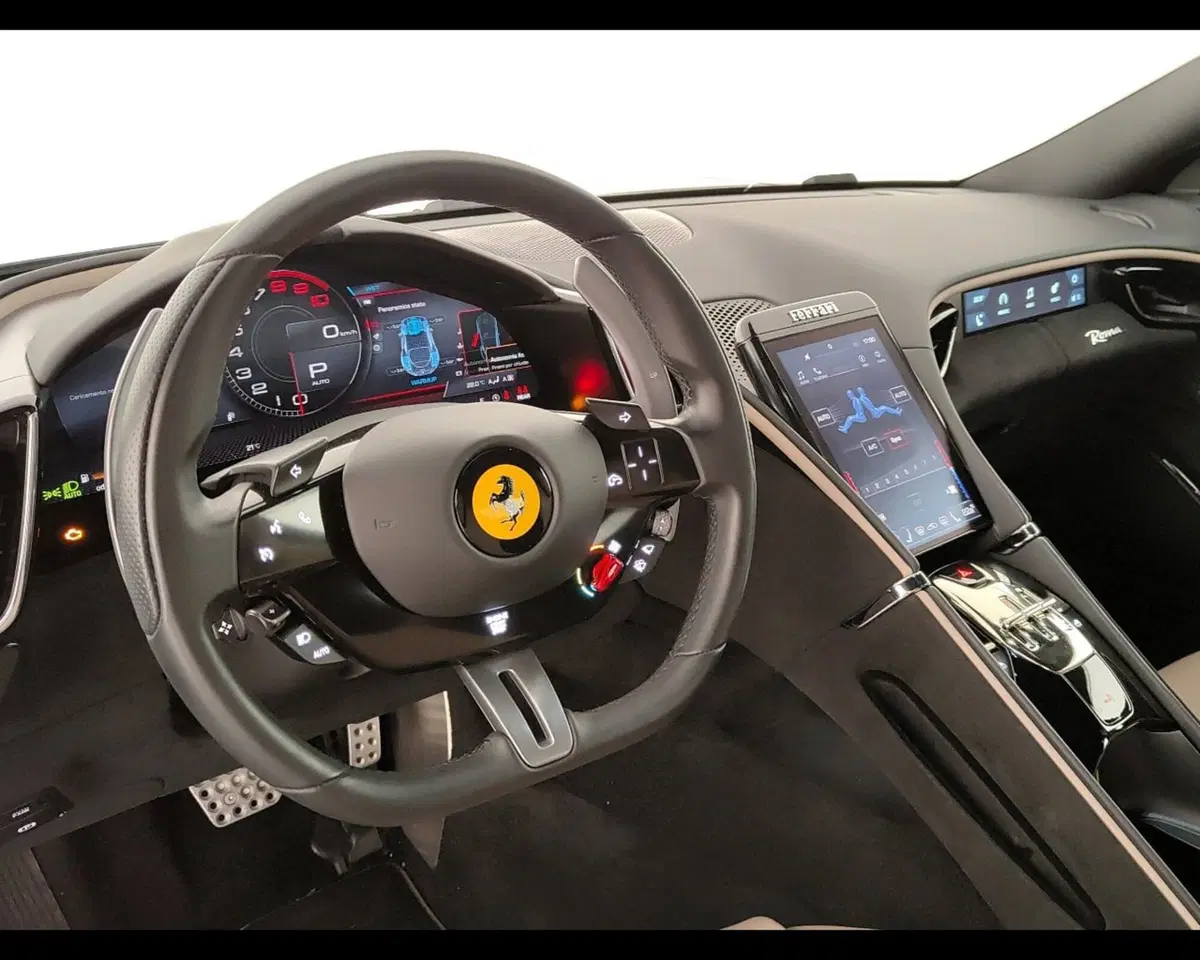 Ferrari Roma Spider usata a Verona (5)