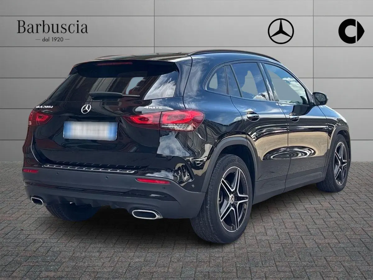 Mercedes-Benz GLA SUV usata a Pescara (3)