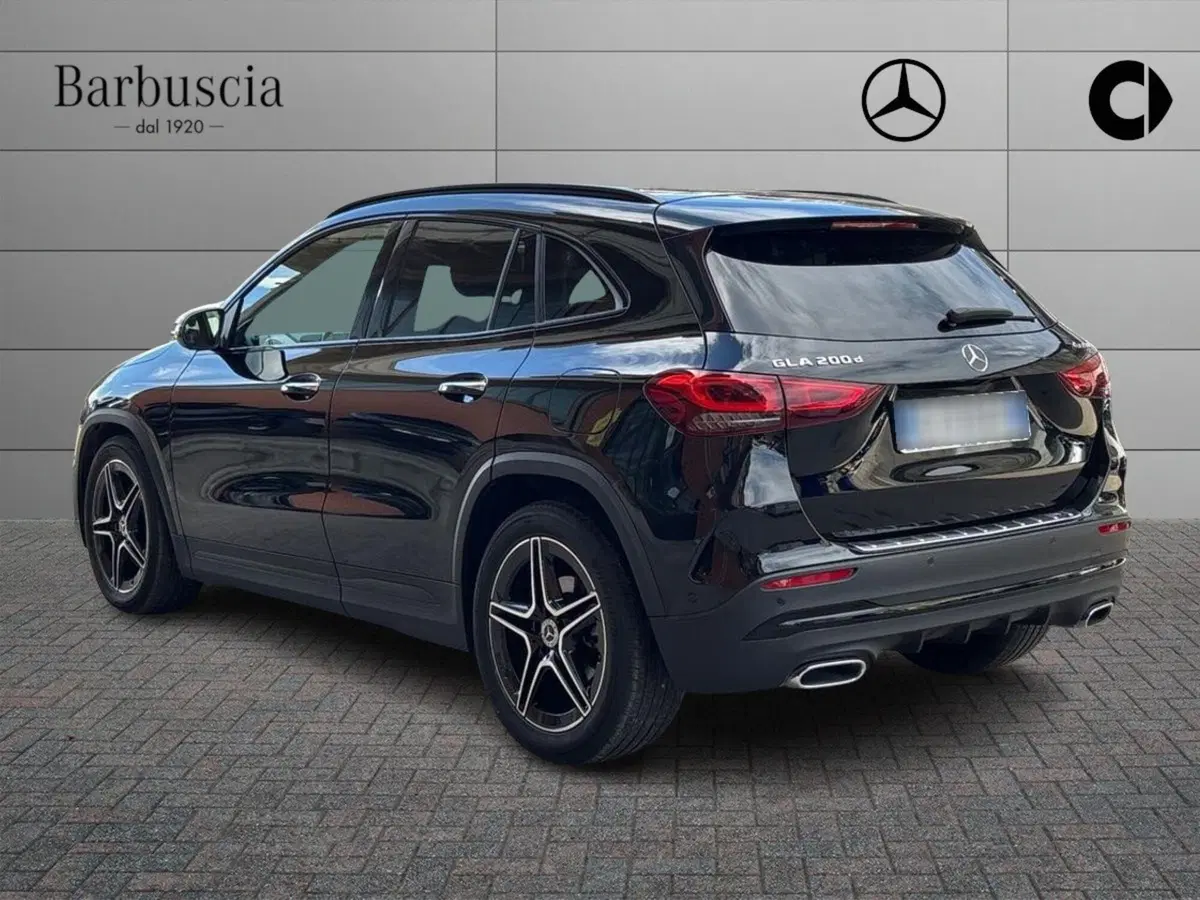 Mercedes-Benz GLA SUV usata a Pescara (4)